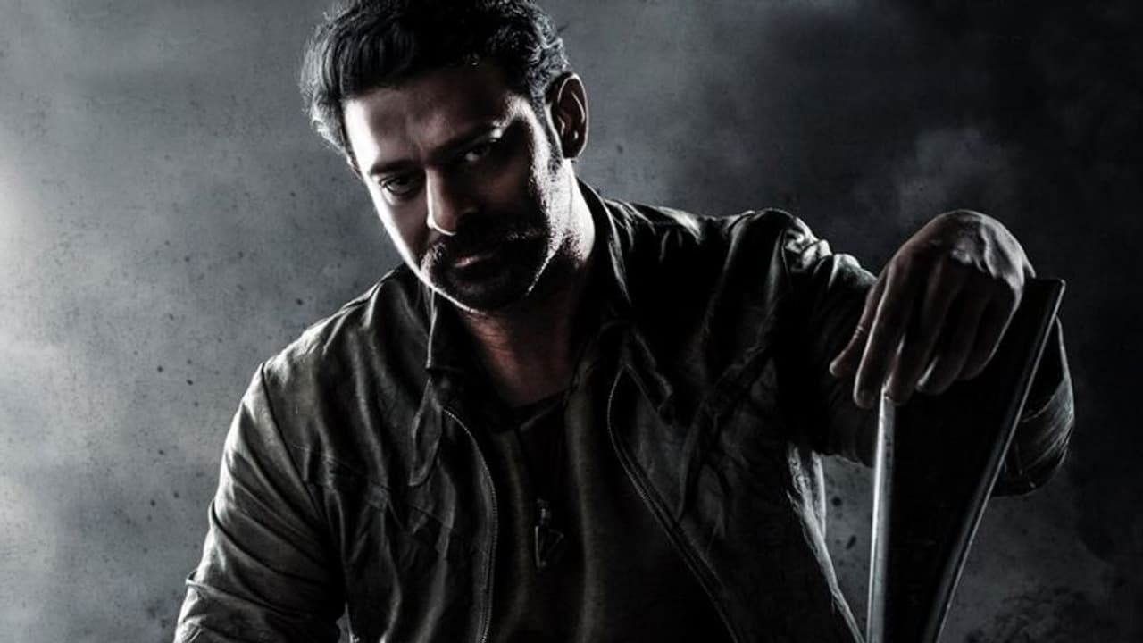 'సలార్' పై ఈ రెండు వార్తలు వైరల్ 'సలార్' పై ఈ రెండు వార్తలు వైరల్