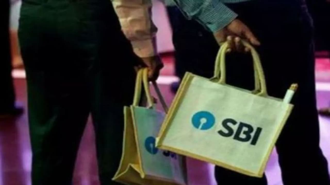 ఎస్బీఐ బంపర్ ఆఫర్.. కస్టమర్ల కోసం 4 రోజుల పాటు మెగా షాపింగ్ ఈవెంట్.. ఎస్బీఐ బంపర్ ఆఫర్.. కస్టమర్ల కోసం 4 రోజుల పాటు మెగా షాపింగ్ ఈవెంట్..