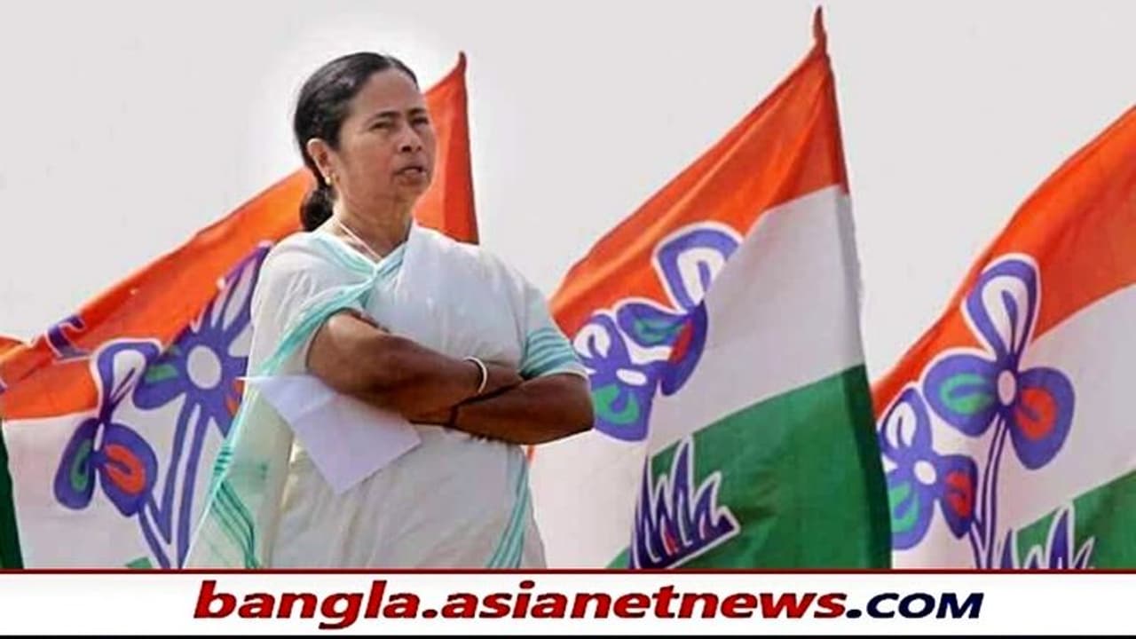 ধূপগুড়িতে পাথর বোঝাই গাড়ি উল্টে মৃত ১৪, শোকপ্রকাশ করে ক্ষতিপূরণ ঘোষণা করলেন মুখ্যমন্ত্রী