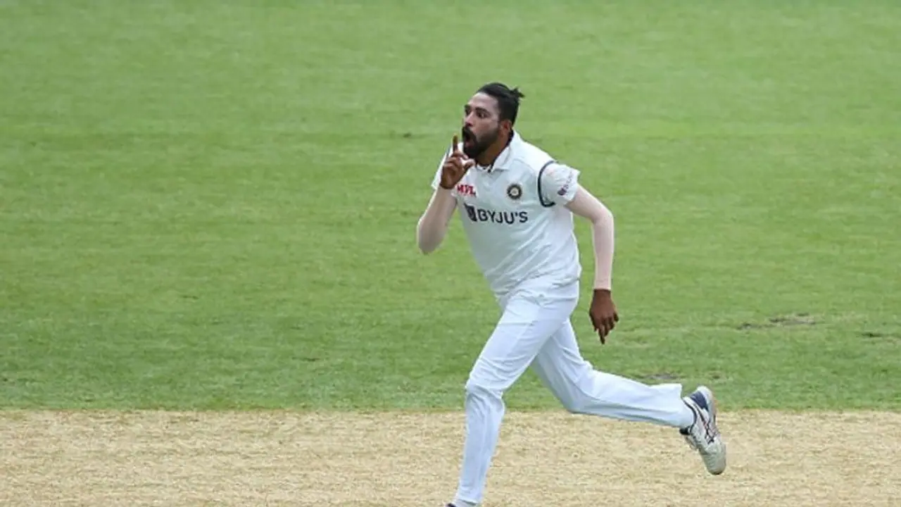 ഓസീസ് വെല്ലുവിളി ഏറ്റെടുക്കാന് തയ്യാര്, അവസാന ദിനം ജയത്തിനായി ബാറ്റ് വീശുമെന്ന് സിറാജ് ഓസീസ് വെല്ലുവിളി ഏറ്റെടുക്കാന് തയ്യാര്, അവസാന ദിനം ജയത്തിനായി ബാറ്റ് വീശുമെന്ന് സിറാജ്