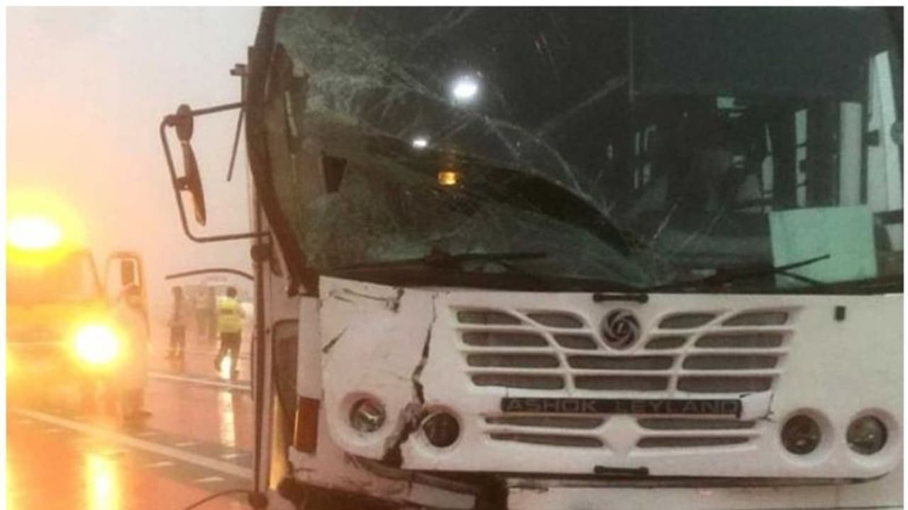 യുഎഇയില്‍ 19 വാഹനങ്ങള്‍ കൂട്ടിയിടിച്ച് അപകടം; പ്രവാസി മരിച്ചു, എട്ടു പേര്‍ക്ക് പരിക്ക്
