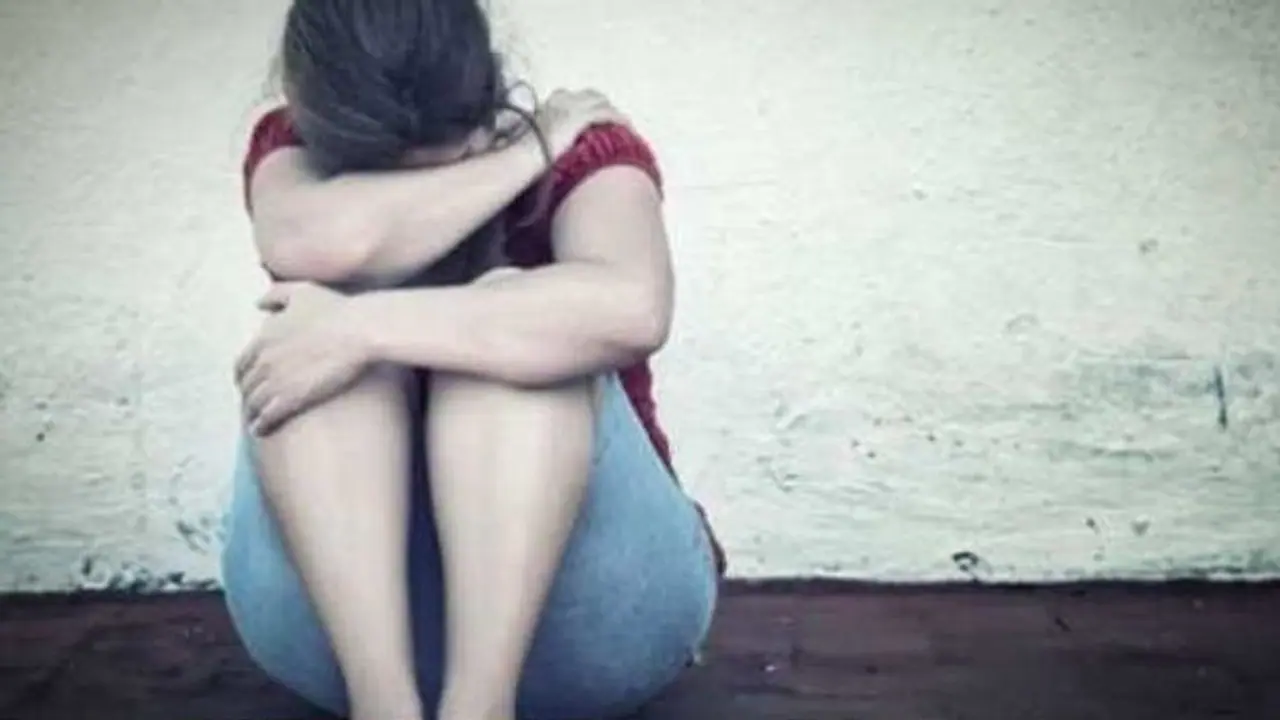 हे भगवान पैदा होते ही मार देते:मां मौसी ने बेटी को 2 बार बेचा,जिसने खरीदा उसने रेप किया..पढ़िए दर्दभरी कहानी हे भगवान पैदा होते ही मार देते:मां मौसी ने बेटी को 2 बार बेचा,जिसने खरीदा उसने रेप किया..पढ़िए दर्दभरी कहानी