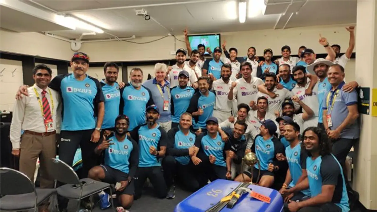 ഇന്ത്യക്ക് കനത്ത തിരിച്ചടി; സ്റ്റാര് ഓള്റൗണ്ടര്ക്ക് ഇംഗ്ലണ്ടിനെതിരായ ടെസ്റ്റ് പരമ്പര നഷ്ടമാവും ഇന്ത്യക്ക് കനത്ത തിരിച്ചടി; സ്റ്റാര് ഓള്റൗണ്ടര്ക്ക് ഇംഗ്ലണ്ടിനെതിരായ ടെസ്റ്റ് പരമ്പര നഷ്ടമാവും