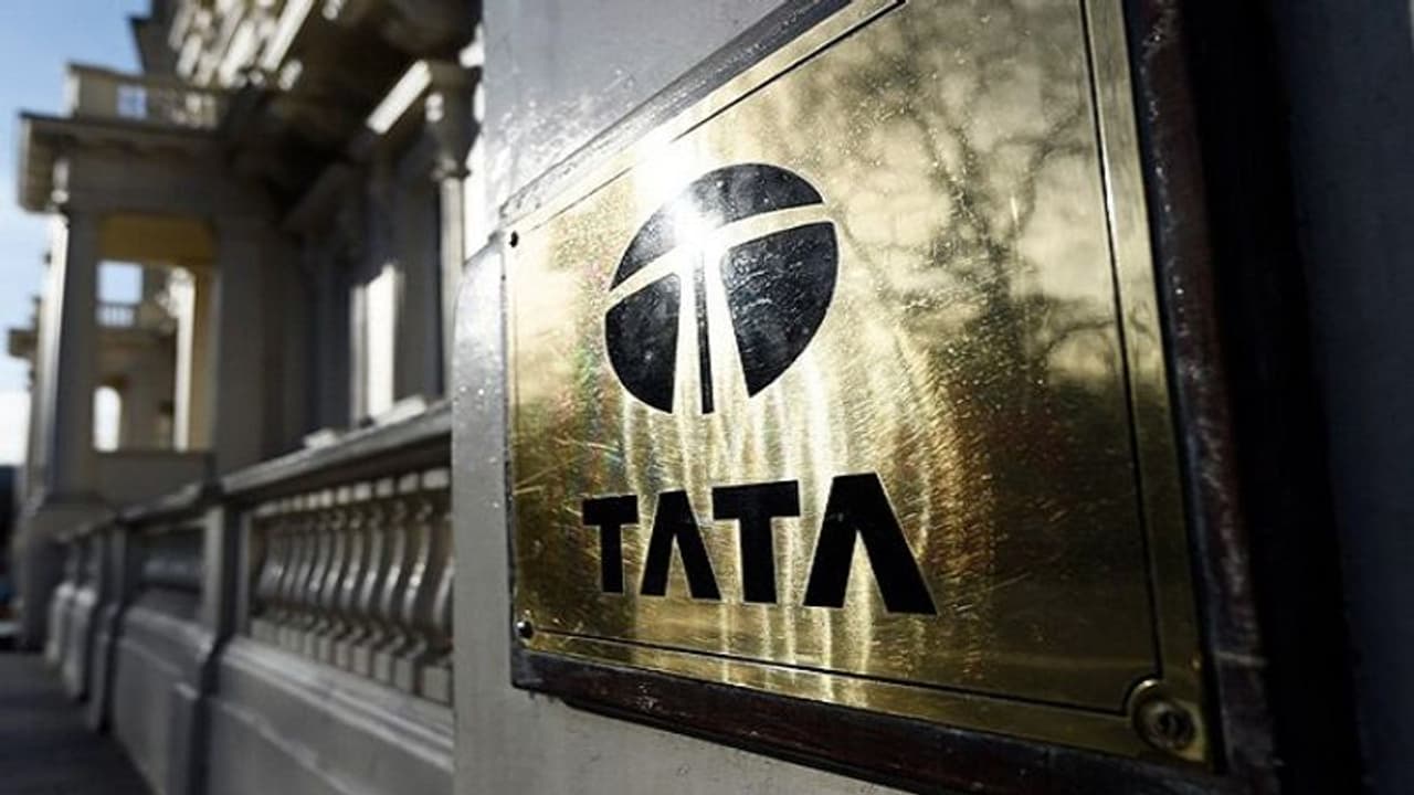 Tata Group: ಸೆಮಿಕಂಡಕ್ಟರ್ ಕ್ಷೇತ್ರಕ್ಕೆ ಪ್ರವೇಶ, ಘಟಕ ಸ್ಥಾಪನೆಗೆ ಕರ್ನಾಟಕದಲ್ಲೂ ಸ್ಥಳ ಪರಿಶೀಲನೆ