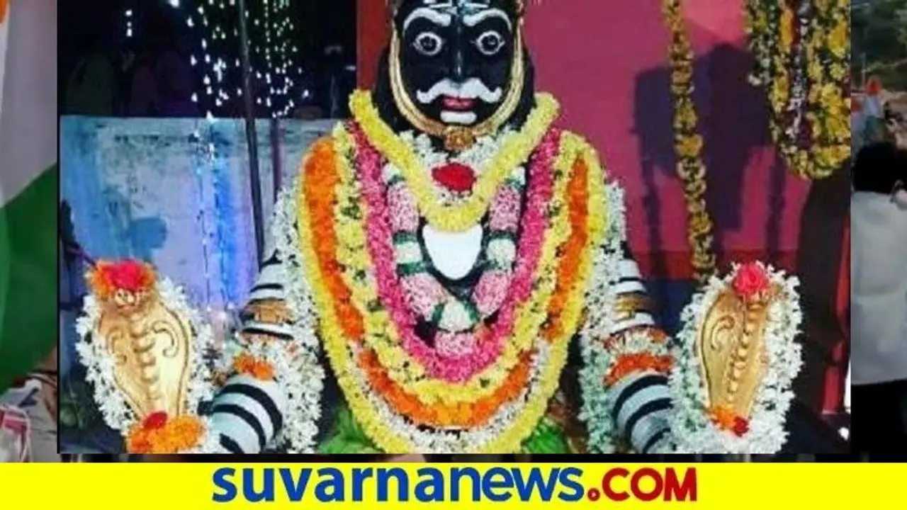 ಕೊರಗಜ್ಜನಿಗೆ ದೇವಾಲಯ ಕಟ್ಟಿಸಿ ದಿನನಿತ್ಯ ಪೂಜೆ ಸಲ್ಲಿಸುತ್ತಿರುವ ಮುಸ್ಲಿಂ ವ್ಯಕ್ತಿ! ಕೊರಗಜ್ಜನಿಗೆ ದೇವಾಲಯ ಕಟ್ಟಿಸಿ ದಿನನಿತ್ಯ ಪೂಜೆ ಸಲ್ಲಿಸುತ್ತಿರುವ ಮುಸ್ಲಿಂ ವ್ಯಕ್ತಿ!