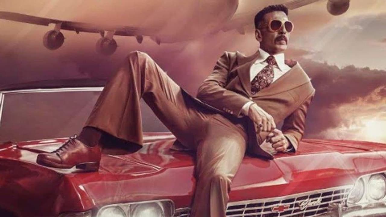 क्या सिनेमाघरों में रिलीज नहीं होगी अक्षय कुमार की 'बेल बॉटम'? इस फिल्म का भी फैन्स कर रहे इंतजार क्या सिनेमाघरों में रिलीज नहीं होगी अक्षय कुमार की 'बेल बॉटम'? इस फिल्म का भी फैन्स कर रहे इंतजार