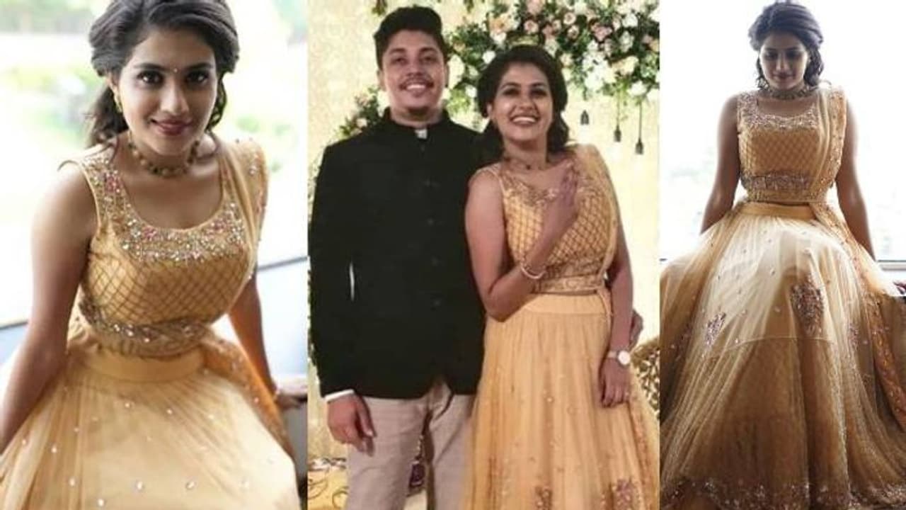 ഗോൾഡൻ ലെഹങ്കയില് എലീന; വിവാഹനിശ്ചയത്തിന്റെ വസ്ത്രത്തിലുമുണ്ട് ഒരു പ്രത്യേകത! ഗോൾഡൻ ലെഹങ്കയില് എലീന; വിവാഹനിശ്ചയത്തിന്റെ വസ്ത്രത്തിലുമുണ്ട് ഒരു പ്രത്യേകത!