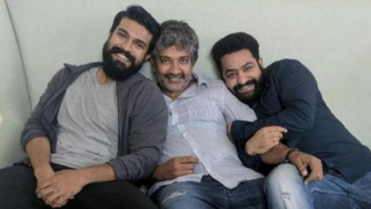 'എന്റെ രാമരാജുവും ഭീമും ഒത്തുചേരുന്നു'; ആർആർആർ ക്ലൈമാക്സ് ഷൂട്ടിംഗ് ആരംഭിച്ചു; സ്റ്റില്ലുമായി രാജമൗലി 'എന്റെ രാമരാജുവും ഭീമും ഒത്തുചേരുന്നു'; ആർആർആർ ക്ലൈമാക്സ് ഷൂട്ടിംഗ് ആരംഭിച്ചു; സ്റ്റില്ലുമായി രാജമൗലി