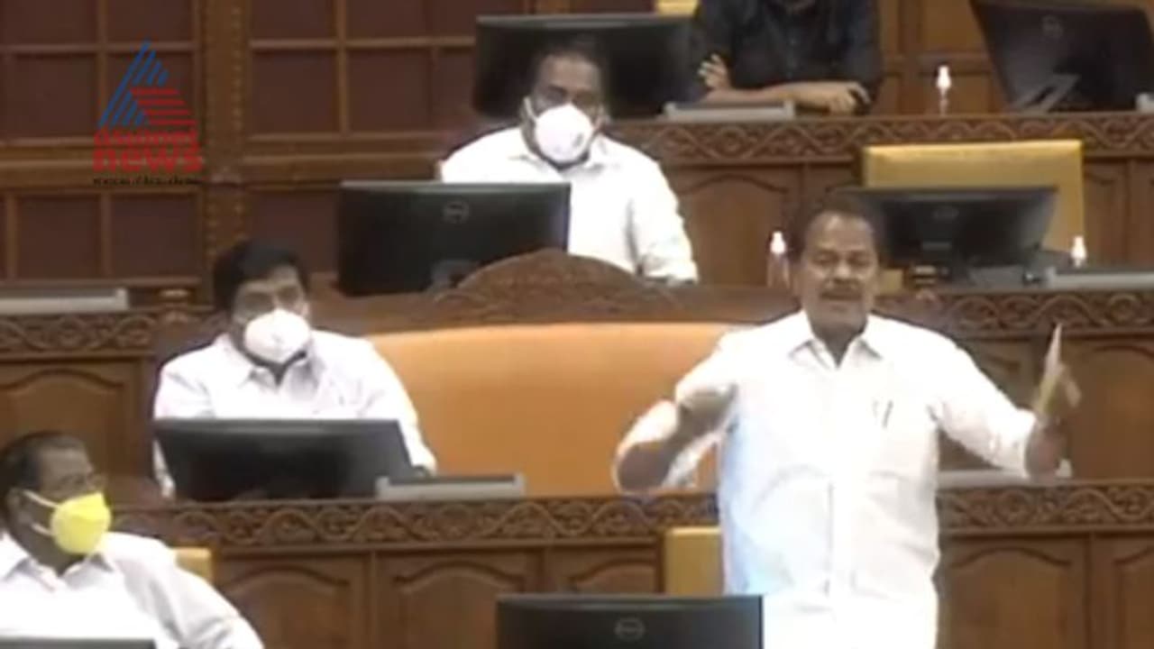 സ്വര്ണക്കടത്തിൽ കൃത്യമായ അന്വേഷണം നടന്നാൽ സ്പീക്കര് ജയിലിൽ പോകുമെന്ന് പിടി തോമസ് സ്വര്ണക്കടത്തിൽ കൃത്യമായ അന്വേഷണം നടന്നാൽ സ്പീക്കര് ജയിലിൽ പോകുമെന്ന് പിടി തോമസ്