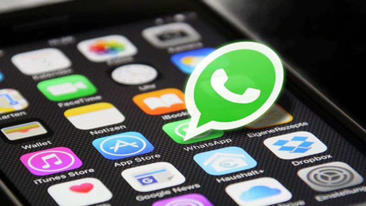 സ്വകാര്യത നയവുമായി മുന്നോട്ട് പോകാന് ഉറച്ച് വാട്ട്സ്ആപ്പ്; സന്ദേശം അയച്ചുതുടങ്ങി സ്വകാര്യത നയവുമായി മുന്നോട്ട് പോകാന് ഉറച്ച് വാട്ട്സ്ആപ്പ്; സന്ദേശം അയച്ചുതുടങ്ങി