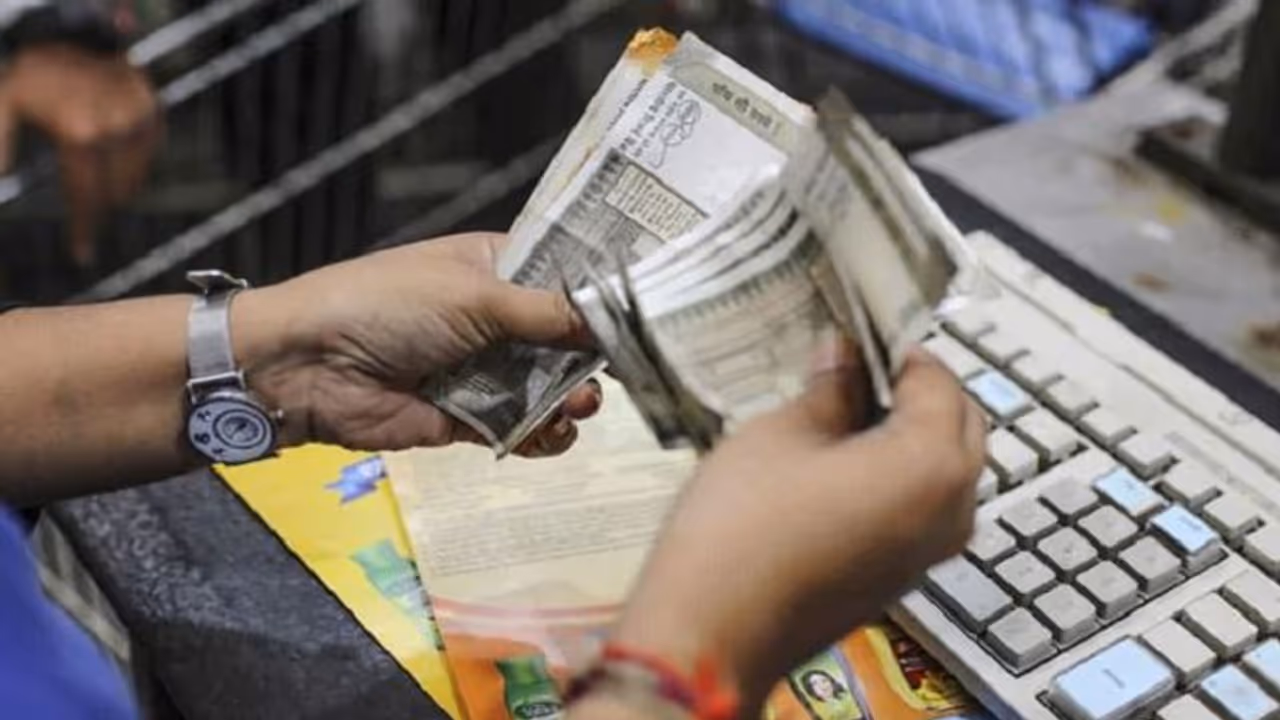 എങ്ങനെ ഫിനാന്ഷ്യലി ഫിറ്റ് ആകാം; വഴികള് ഇതാ എങ്ങനെ ഫിനാന്ഷ്യലി ഫിറ്റ് ആകാം; വഴികള് ഇതാ