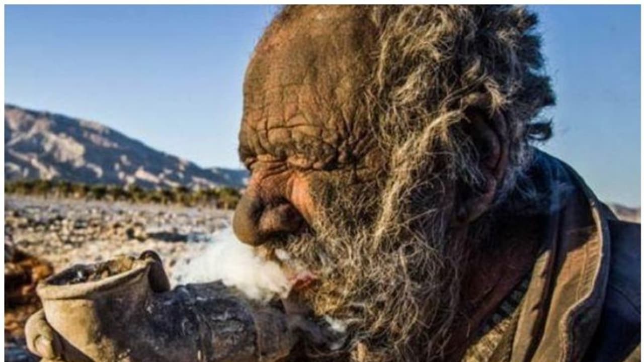 67 വർഷമായി കുളിക്കാത്ത ഒരാള്‍, അവിശ്വസനീയം ഈ ജീവിതം!