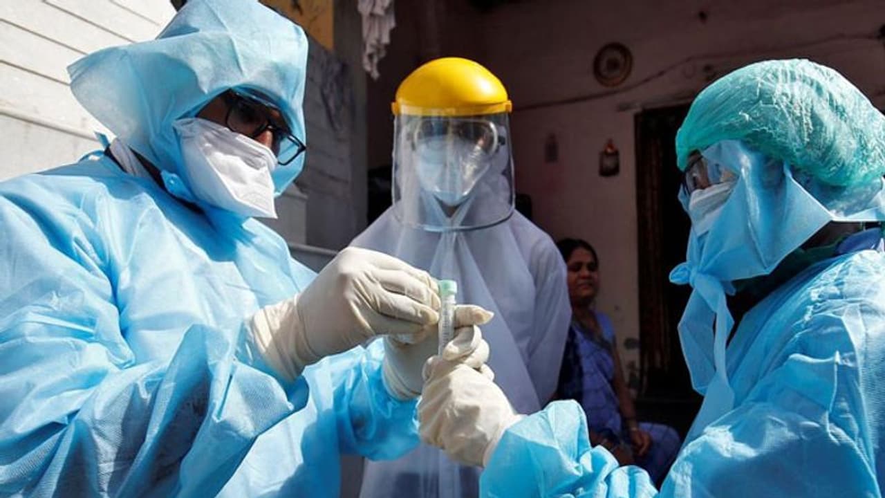 ഇന്ത്യയില് കൊവിഡ് സ്ഥിരീകരിച്ചിട്ട് ഇന്ന് ഒരു വര്ഷം, മഹാമാരിക്കെതിരെ പോരാടി രാജ്യം ഇന്ത്യയില് കൊവിഡ് സ്ഥിരീകരിച്ചിട്ട് ഇന്ന് ഒരു വര്ഷം, മഹാമാരിക്കെതിരെ പോരാടി രാജ്യം