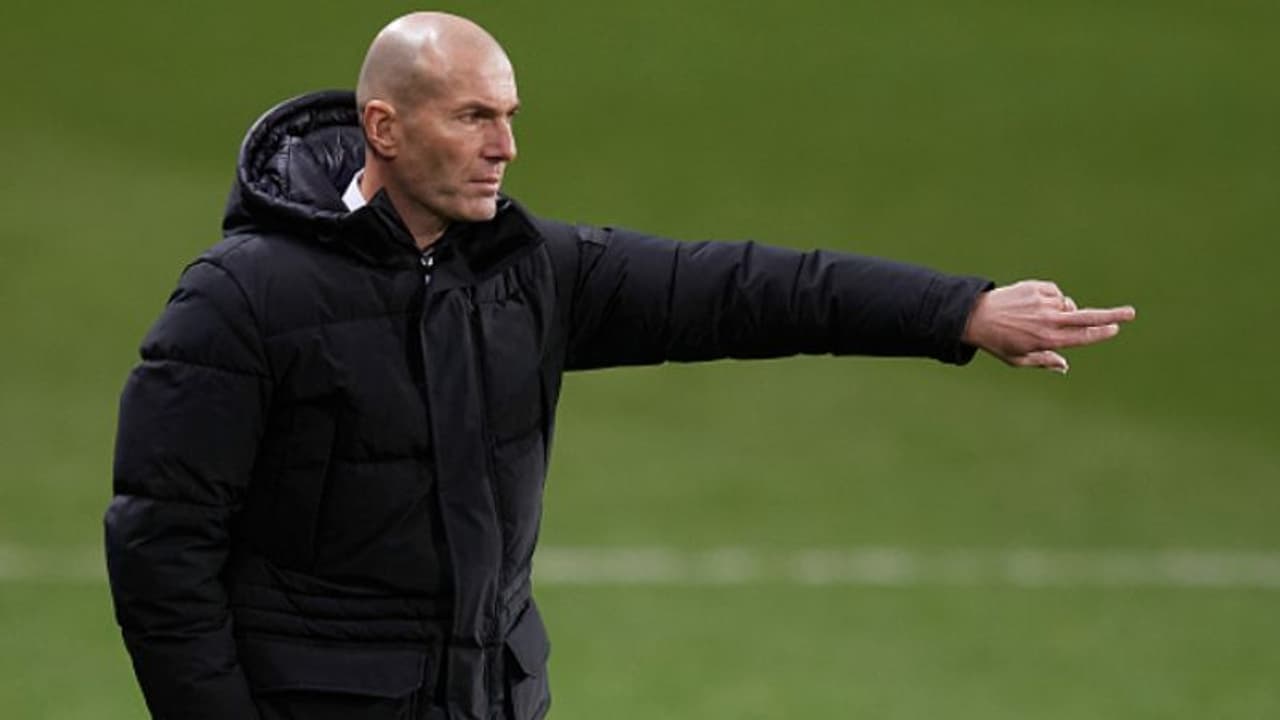 Zinedine Zidane: പിഎസ്ജി പരിശീലകനാകുമെന്ന വാര്ത്തകള് നിഷേധിച്ച് സിദാന് Zinedine Zidane: പിഎസ്ജി പരിശീലകനാകുമെന്ന വാര്ത്തകള് നിഷേധിച്ച് സിദാന്