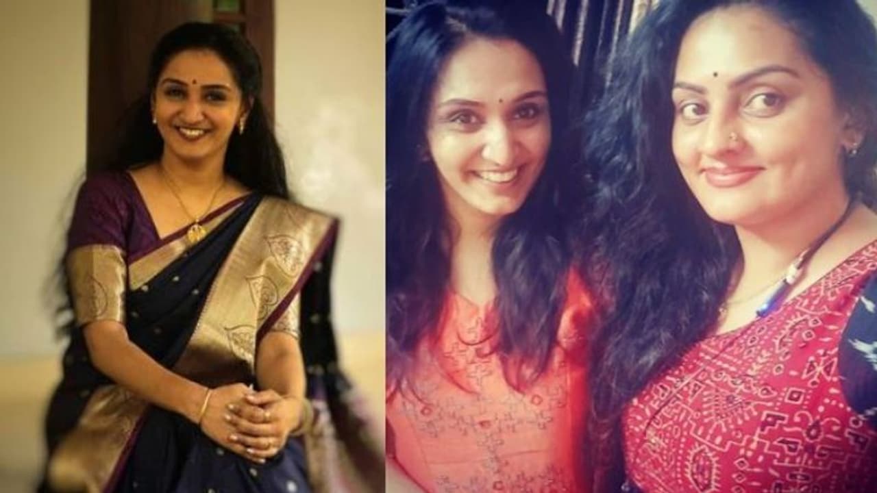 'മലയാളത്തിലെ പത്മിനിക്കൊപ്പം തമിഴിലെ പത്മിനി'; ചിത്രം പങ്കുവച്ച് അനുശ്രീ 'മലയാളത്തിലെ പത്മിനിക്കൊപ്പം തമിഴിലെ പത്മിനി'; ചിത്രം പങ്കുവച്ച് അനുശ്രീ