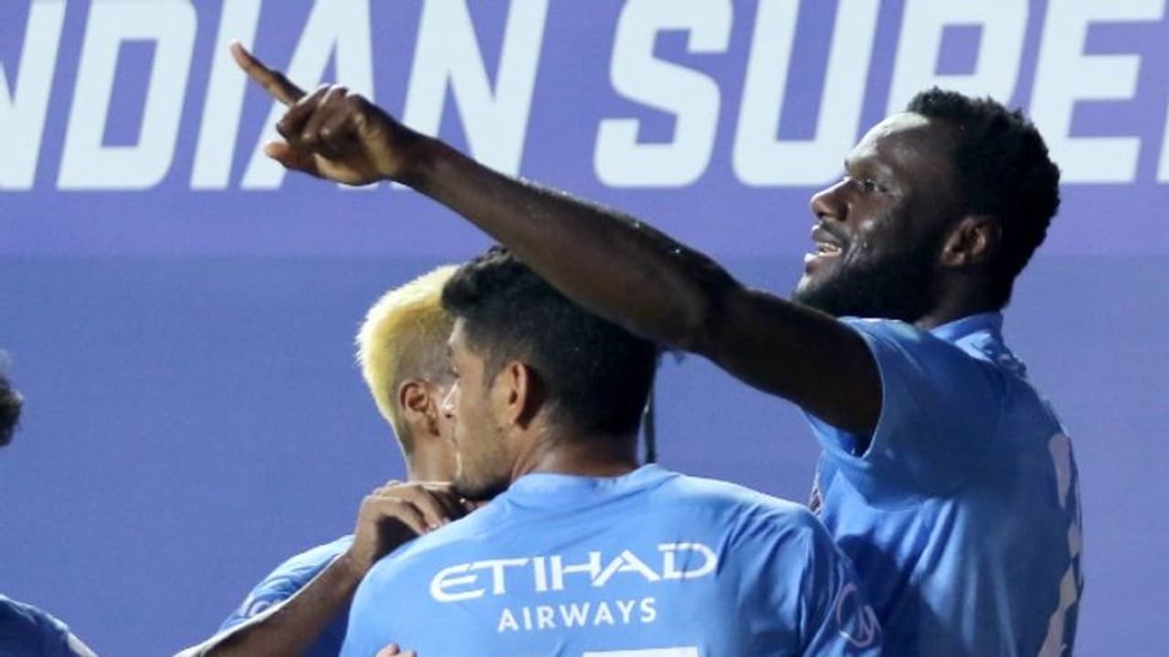 ഈസ്റ്റ് ബംഗാളിനെ വീഴ്ത്തിയ വീരന്; മൗര്ത്താദ ഫാള് കളിയിലെ താരം ഈസ്റ്റ് ബംഗാളിനെ വീഴ്ത്തിയ വീരന്; മൗര്ത്താദ ഫാള് കളിയിലെ താരം