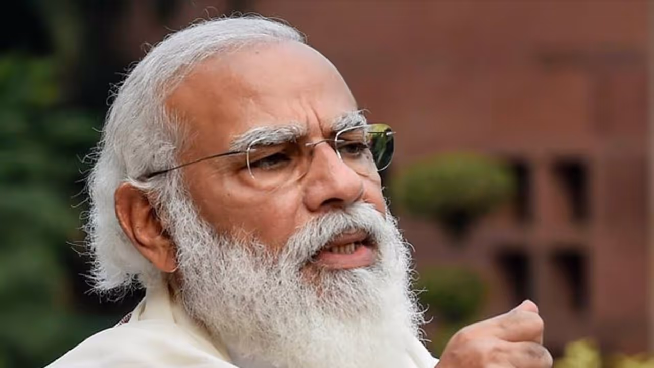 কলকাতায় আসার আগেই মোদীর বাংলায় টুইট, বঙ্গের ভাই বোনদের কী বার্তা দিলেন প্রধানমন্ত্রী কলকাতায় আসার আগেই মোদীর বাংলায় টুইট, বঙ্গের ভাই বোনদের কী বার্তা দিলেন প্রধানমন্ত্রী