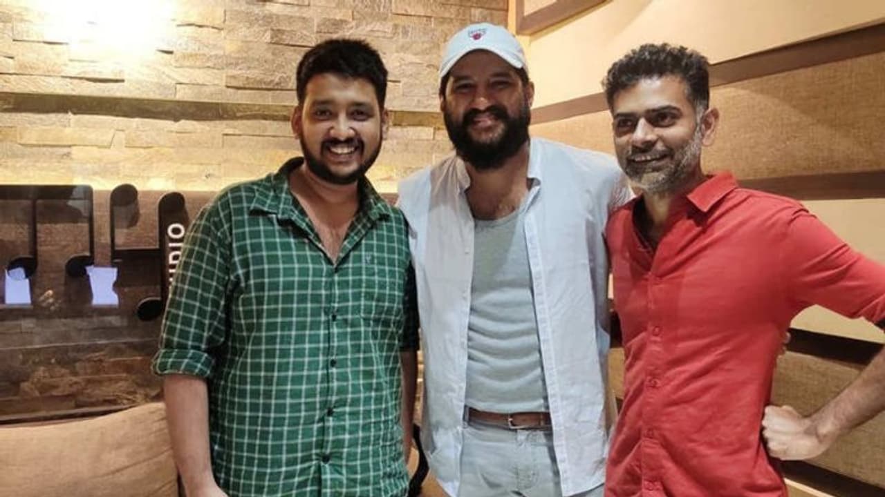 അൽഫോൺസ് പുത്രന്റെ 'പാട്ടി'ൽ വിജയ് യേശുദാസ്, ​ഗാനരചന വിനായക് ശശികുമാർ