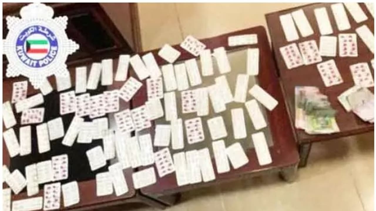 അനധികൃത മരുന്ന് വില്പ്പന; രണ്ട് വിദേശികള് അറസ്റ്റില് അനധികൃത മരുന്ന് വില്പ്പന; രണ്ട് വിദേശികള് അറസ്റ്റില്