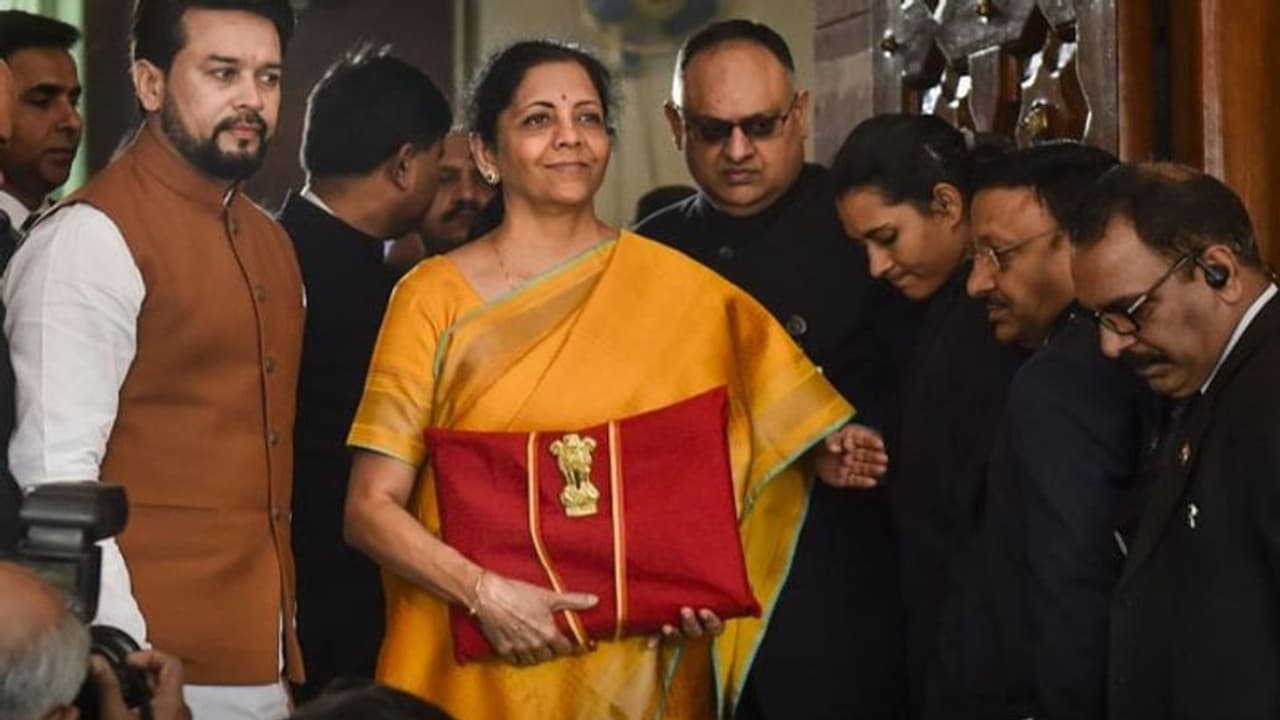 കേന്ദ്ര ബജറ്റ് 2021: കാർഷിക വായ്പാ ലക്ഷ്യം 19 ലക്ഷം കോടി രൂപയായി ഉയർത്തിയേക്കും കേന്ദ്ര ബജറ്റ് 2021: കാർഷിക വായ്പാ ലക്ഷ്യം 19 ലക്ഷം കോടി രൂപയായി ഉയർത്തിയേക്കും