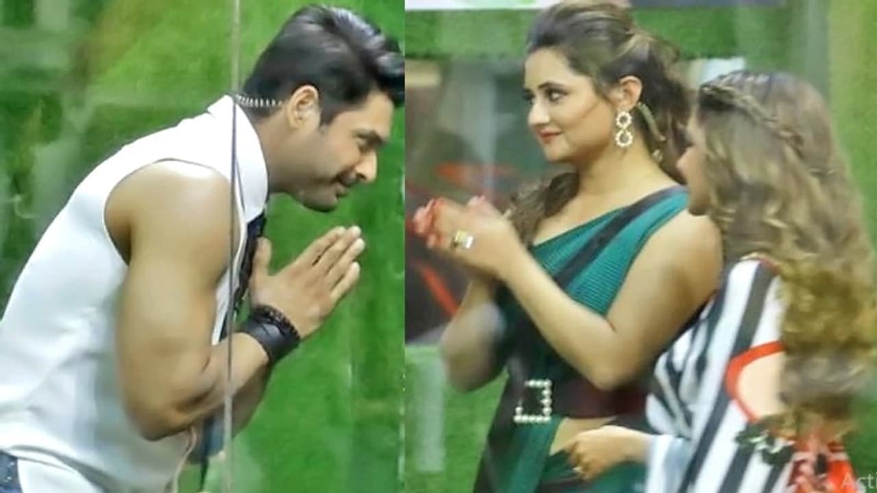 जब रश्मि देसाई का हुआ सिद्धार्थ से सामना तो देखने लायक था एक्ट्रेस का रिएक्शन जब रश्मि देसाई का हुआ सिद्धार्थ से सामना तो देखने लायक था एक्ट्रेस का रिएक्शन