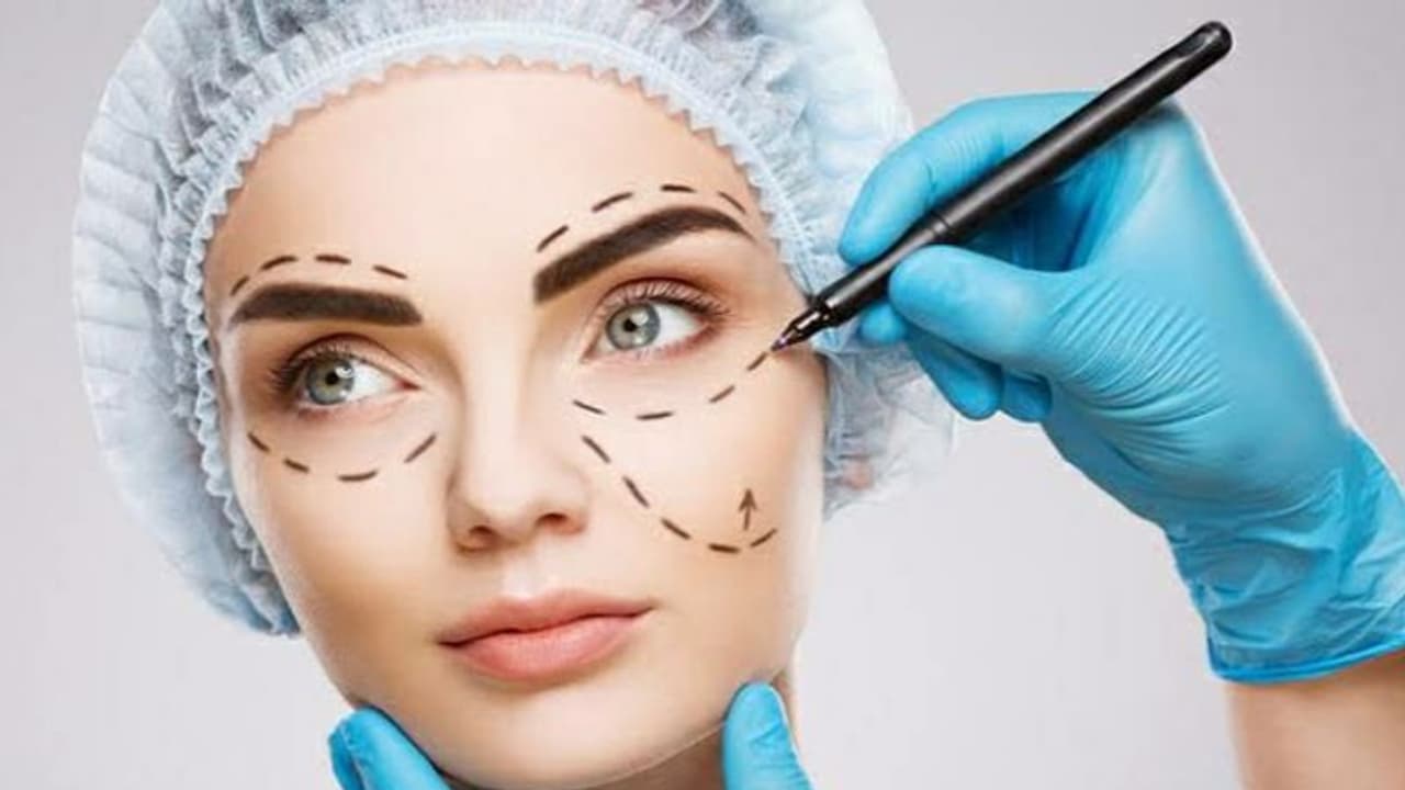 Now not only women but Men also want beautiful hair and a properly shaped body posture Now not only women but Men also want beautiful hair and a properly shaped body posture