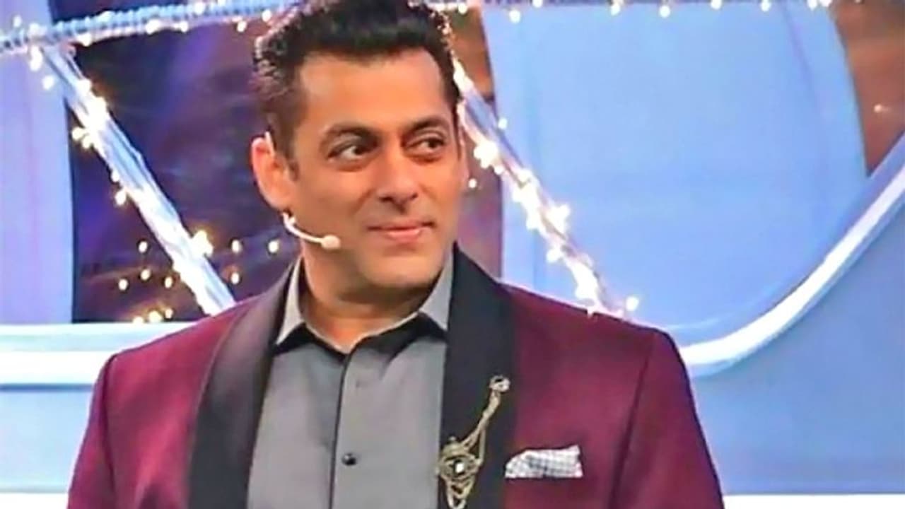 बिग बॉस में अब हर हफ्ते इतने करोड़ वसूलेंगे सलमान, ग्रैंड फिनाले की तारीख बढ़ने से हुआ फायदा बिग बॉस में अब हर हफ्ते इतने करोड़ वसूलेंगे सलमान, ग्रैंड फिनाले की तारीख बढ़ने से हुआ फायदा