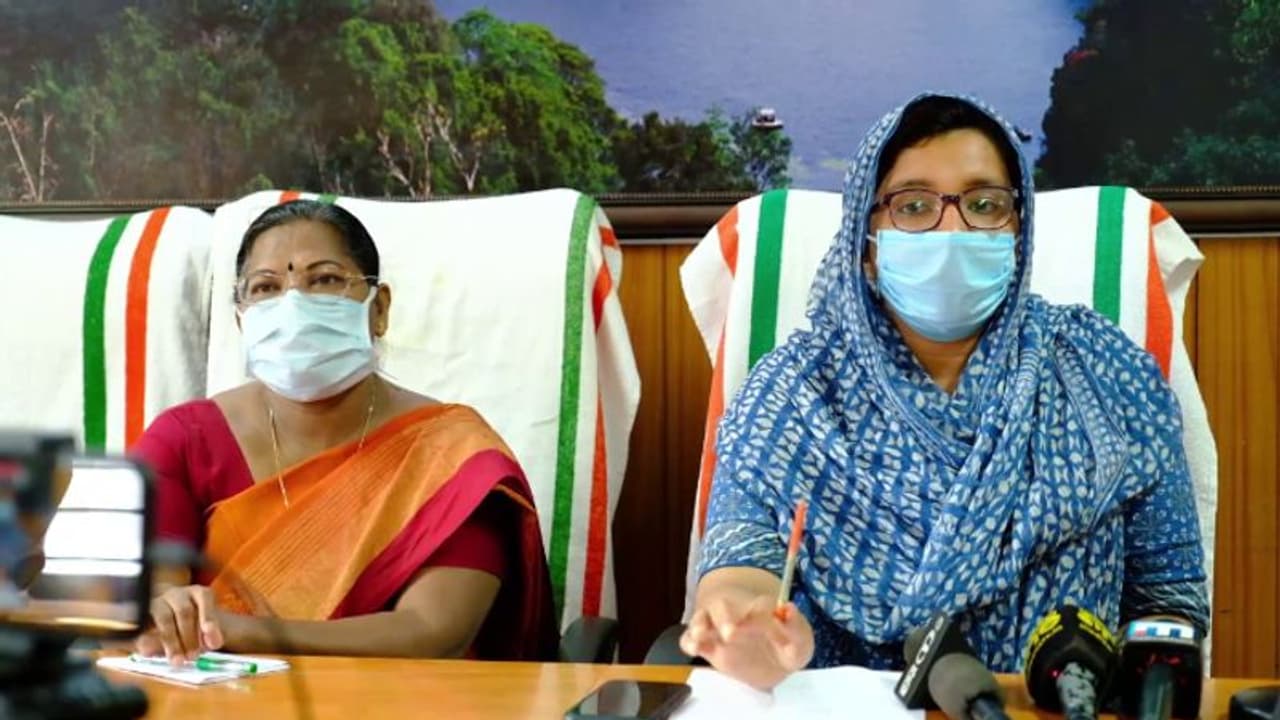 വയനാട്ടില് കൊവിഡ് രോഗികള് ചടങ്ങുകളില് പങ്കെടുക്കുന്നു; കര്ശന നടപടിയെന്ന് അധികൃതര് വയനാട്ടില് കൊവിഡ് രോഗികള് ചടങ്ങുകളില് പങ്കെടുക്കുന്നു; കര്ശന നടപടിയെന്ന് അധികൃതര്