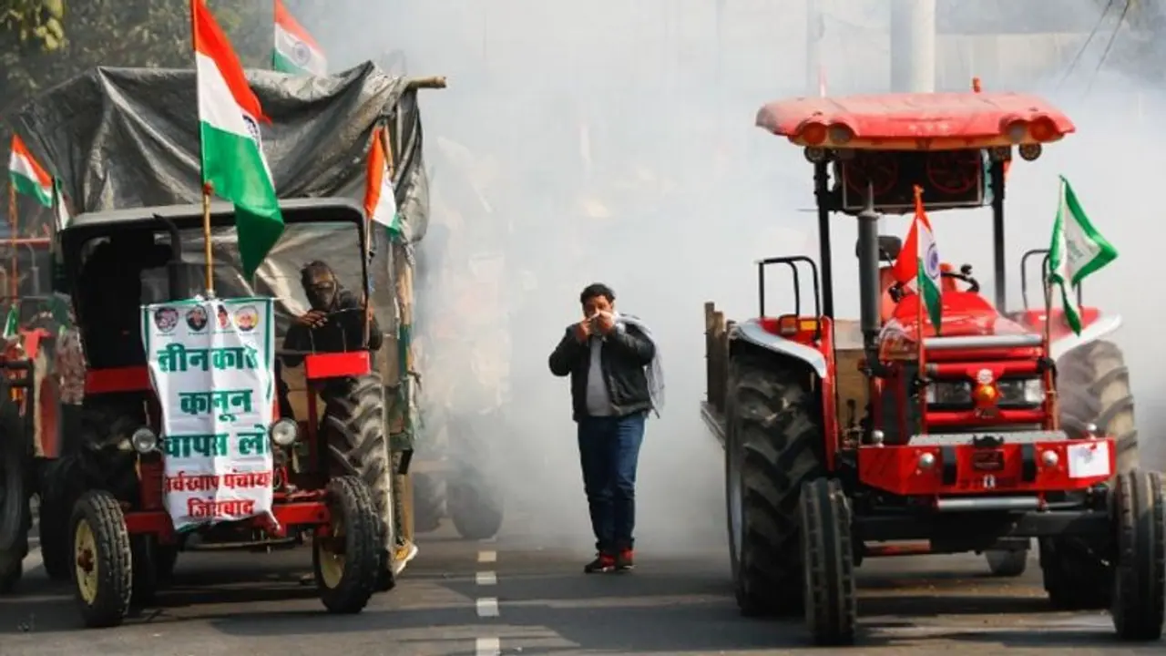 സിംഘു, തിക്രി അതിർത്തികളിലെ സംഘർഷം: പ്രതിഷേധക്കാർക്കെതിരെ നാല് കേസുകൾ രജിസ്റ്റർ ചെയ്തു സിംഘു, തിക്രി അതിർത്തികളിലെ സംഘർഷം: പ്രതിഷേധക്കാർക്കെതിരെ നാല് കേസുകൾ രജിസ്റ്റർ ചെയ്തു
