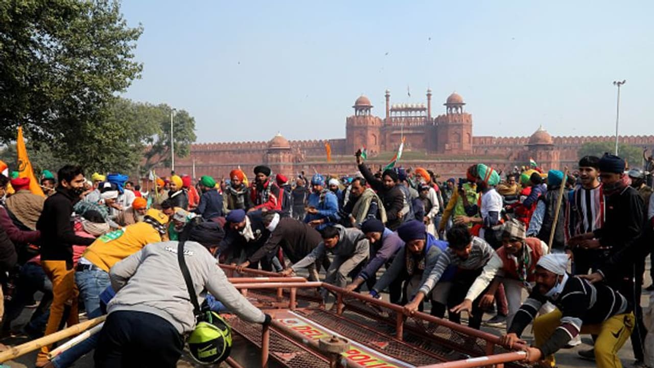 ರೈತ ಪ್ರತಿಭಟನೆ ಕರಾಳ ಘಟನೆ ಬೆನ್ನಲ್ಲೇ ಮತ್ತೊಂದು ಟ್ರಾಕ್ಟರ್ ರ‍್ಯಾಲಿ ಘೋಷಿಸಿದ ಟಿಕಾಯತ್!