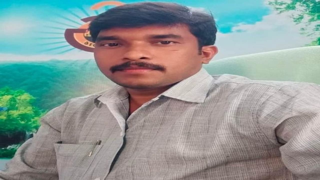 బిసి సంక్షేమ సంఘం అధ్యక్షుడు నాగరాజు యాదవ్ హత్య (వీడియో) బిసి సంక్షేమ సంఘం అధ్యక్షుడు నాగరాజు యాదవ్ హత్య (వీడియో)