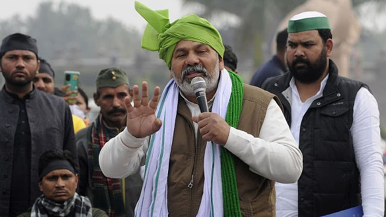 ಪೊಲೀಸರ ಎದುರಿಸಲು ರೈತರ ಹೊಸ ತಂತ್ರ!