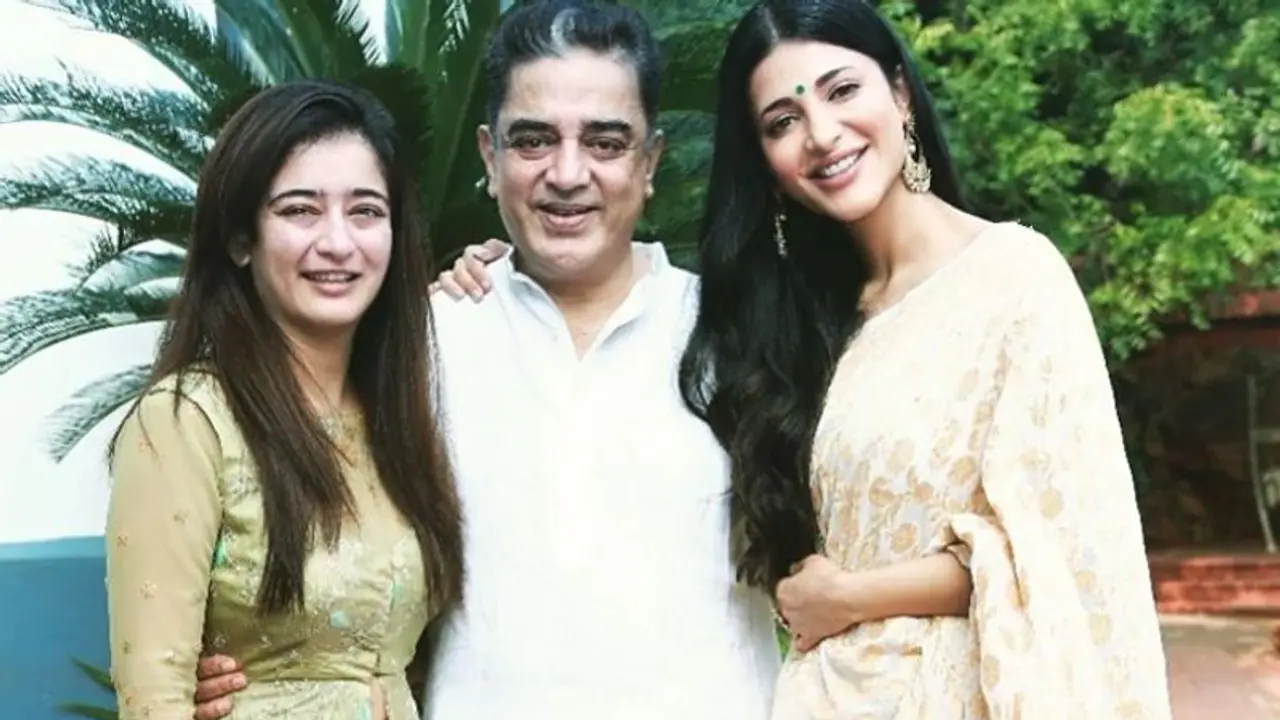 தப்பு செஞ்சவங்க எந்த ஜாதியாக இருந்தாலும் தண்டிக்கணும்... இரண்டு பெண்களின் தகப்பனாக பொங்கி எழுந்த கமல்...! தப்பு செஞ்சவங்க எந்த ஜாதியாக இருந்தாலும் தண்டிக்கணும்... இரண்டு பெண்களின் தகப்பனாக பொங்கி எழுந்த கமல்...!