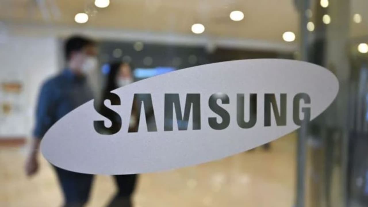 UP more investor friendly than China, Samsung sets up manufacturing unit in Noida UP more investor friendly than China, Samsung sets up manufacturing unit in Noida