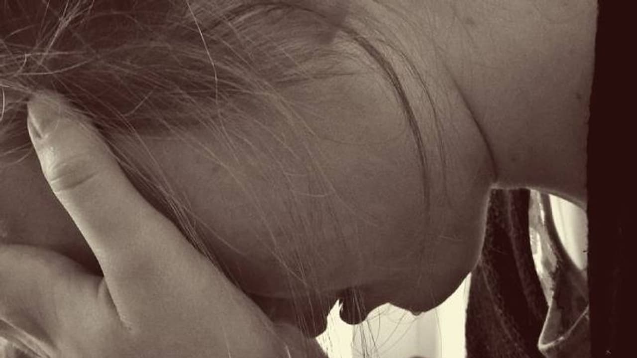 வீட்டைவிட்டு போன மகள் வீடு திரும்பவில்லை.. காவல் துறையிடம் கதறிய பாமக நிர்வாகி.