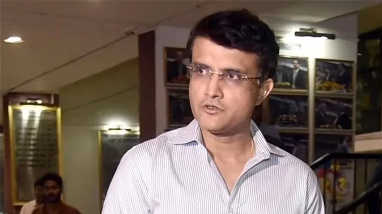 করোনা যুদ্ধে দেশ জুড়ে অক্সিজেনেরে হাহাকার, সাহায্যের হাত বাড়িয়ে দিলেন সৌরভ গঙ্গোপাধ্যায়