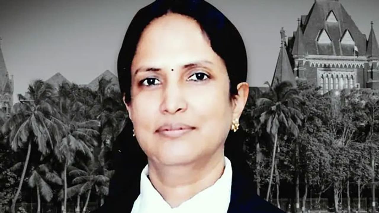 പോക്സോ കേസുകളില വിവാദ ഉത്തരവുകള്: ബോംബെ ഹൈക്കോടതി ജഡ്ജിക്കെതിരെയുള്ള കൊളീജിയം നീക്കം മയപ്പെടുത്തി കേന്ദ്രം പോക്സോ കേസുകളില വിവാദ ഉത്തരവുകള്: ബോംബെ ഹൈക്കോടതി ജഡ്ജിക്കെതിരെയുള്ള കൊളീജിയം നീക്കം മയപ്പെടുത്തി കേന്ദ്രം