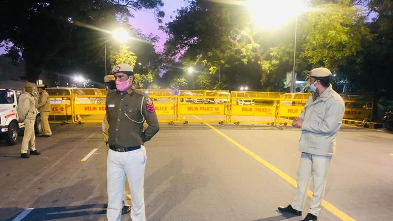 ದೆಹಲಿ ಬಾಂಬ್ ಸ್ಫೋಟದ ಹಿಂದೆ ಜೈಶ್ ಉಲ್ ಹಿಂದ್ ಉಗ್ರಸಂಘಟನೆ ಕೈವಾಡ? ದೆಹಲಿ ಬಾಂಬ್ ಸ್ಫೋಟದ ಹಿಂದೆ ಜೈಶ್ ಉಲ್ ಹಿಂದ್ ಉಗ್ರಸಂಘಟನೆ ಕೈವಾಡ?