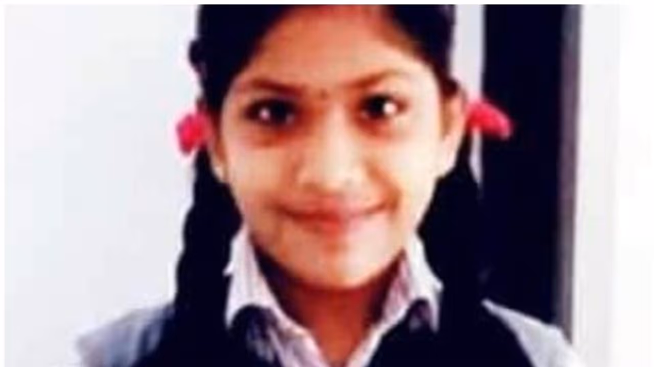 പൊള്ളലേറ്റ് പതിമൂന്നുകാരിയായ വിദ്യാർത്ഥിനി മരിച്ചു പൊള്ളലേറ്റ് പതിമൂന്നുകാരിയായ വിദ്യാർത്ഥിനി മരിച്ചു