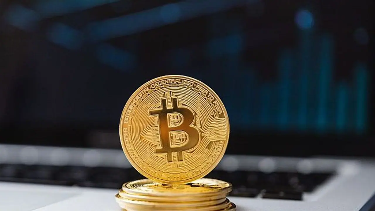 Cryptocurrency: India moves from rejection to regulation