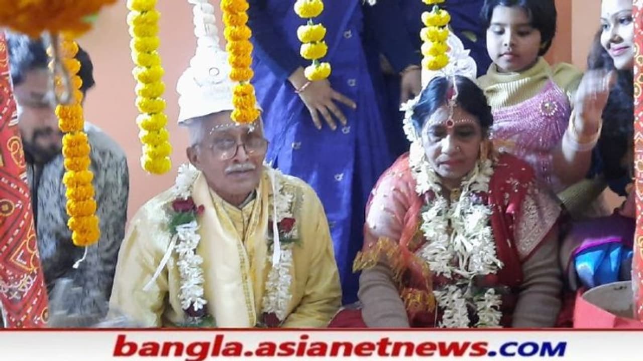 পাত্রের বয়স ৮০ ছুঁইছুঁই,নাতি নাতনির আবদারে বছর সত্তোরের পাত্রীকে বিয়ে করলেন রায়গঞ্জের 'দাদু'