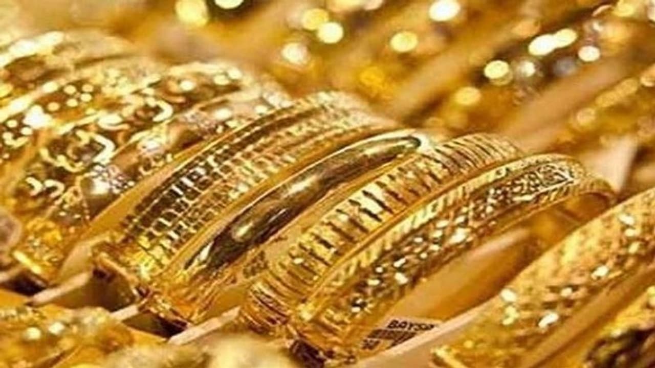 Gold Rate Today: മൂന്ന് ദിവസത്തിന് ശേഷം ഉയർന്ന് സ്വർണവില; മാറ്റമില്ലാതെ വെള്ളിയുടെ വില Gold Rate Today: മൂന്ന് ദിവസത്തിന് ശേഷം ഉയർന്ന് സ്വർണവില; മാറ്റമില്ലാതെ വെള്ളിയുടെ വില