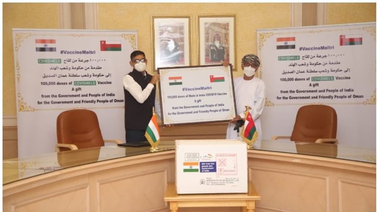 ഇന്ത്യയില് നിന്ന് ഒരു ലക്ഷം ഡോസ് കൊവിഡ് വാക്സിന് ഒമാനില് എത്തിച്ചു ഇന്ത്യയില് നിന്ന് ഒരു ലക്ഷം ഡോസ് കൊവിഡ് വാക്സിന് ഒമാനില് എത്തിച്ചു