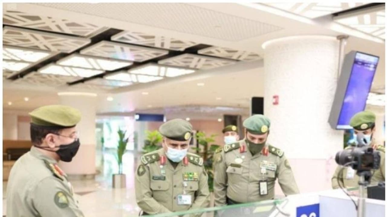 റീ എന്‍ട്രി വിസയില്‍ സൗദിക്ക് പുറത്തുപോയ പ്രവാസികള്‍ കാലാവധിക്ക് മുമ്പ് മടങ്ങിയില്ലെങ്കില്‍ വിലക്ക്