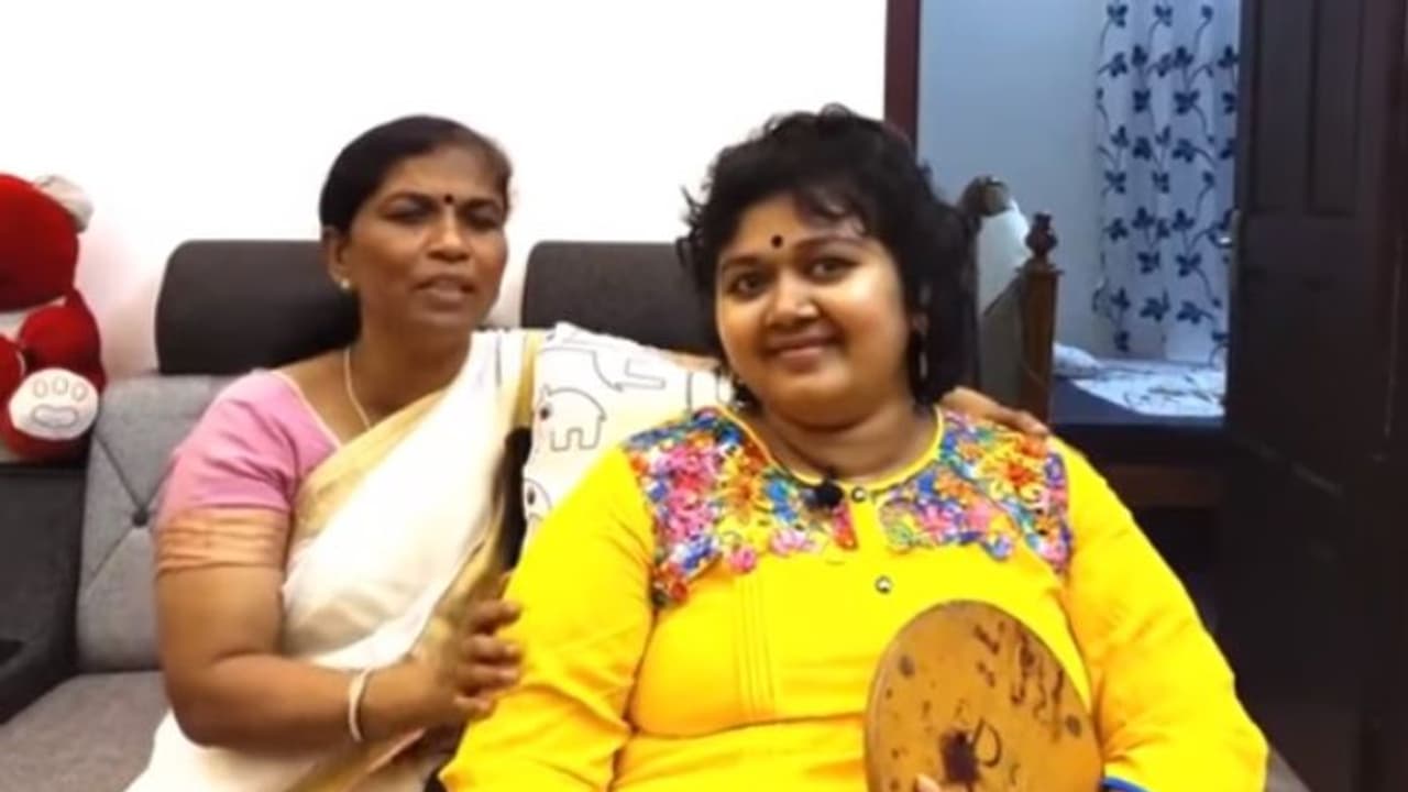 'അവൾക്ക് വിധിച്ചത് മറ്റൊന്നായിരുന്നു'; അമ്മയ്‌ക്കൊപ്പമുള്ള വീഡിയോ പങ്കുവച്ച് ശരണ്യ