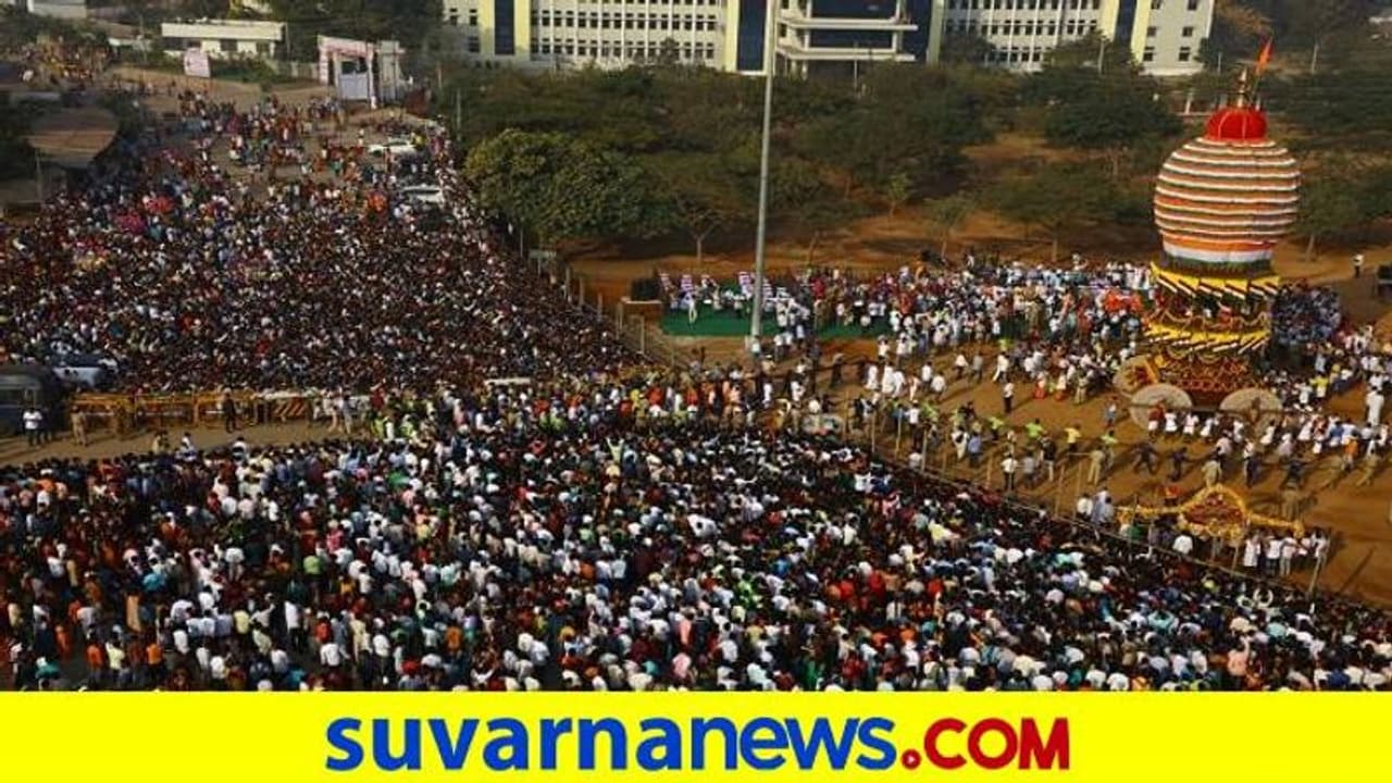 ಕೊಪ್ಪಳ: ಗವಿಸಿದ್ಧೇಶ್ವರ ರಥೋತ್ಸವ ವೀಕ್ಷಿಸಿದ 3.5 ಲಕ್ಷ ಜನ..! ಕೊಪ್ಪಳ: ಗವಿಸಿದ್ಧೇಶ್ವರ ರಥೋತ್ಸವ ವೀಕ್ಷಿಸಿದ 3.5 ಲಕ್ಷ ಜನ..!