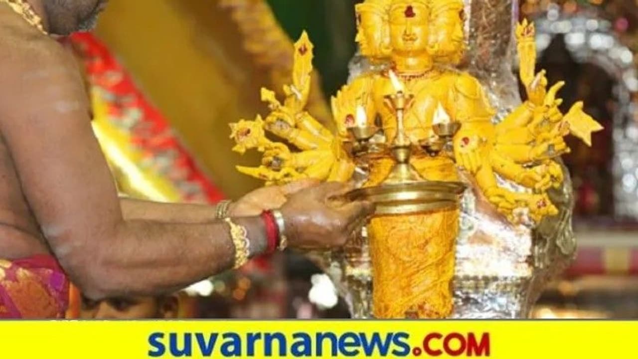 ಈಗ ಅರ್ಚಕರಿಂದ ಸರ್ಕಾರಕ್ಕೆ ವಾರ್ನಿಂಗ್ ಈಗ ಅರ್ಚಕರಿಂದ ಸರ್ಕಾರಕ್ಕೆ ವಾರ್ನಿಂಗ್