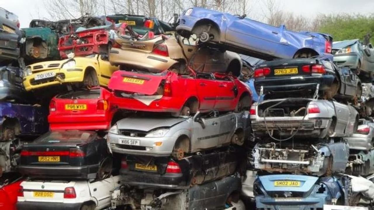 బడ్జెట్ 2021 22: పాత వాహనాలకు జంక్ పాలసీని ప్రవేశపెట్టిన ఆర్థిక మంత్రి.. అదేంటో తెలుసుకోండి..