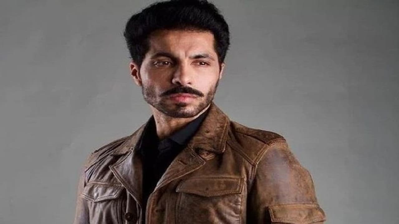 दिल्ली हिंसा के मास्टरमाइंड दीप सिद्धू के बारे में बताने वाले को मिलेंगे 1 लाख रु., पुलिस ने किया ऐलान दिल्ली हिंसा के मास्टरमाइंड दीप सिद्धू के बारे में बताने वाले को मिलेंगे 1 लाख रु., पुलिस ने किया ऐलान