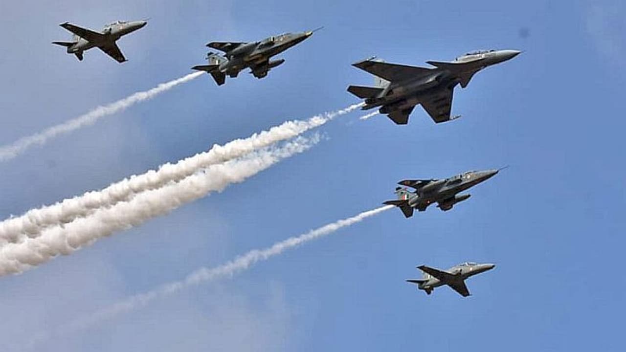 Rajnath warns China, Pakistan against any misadventure